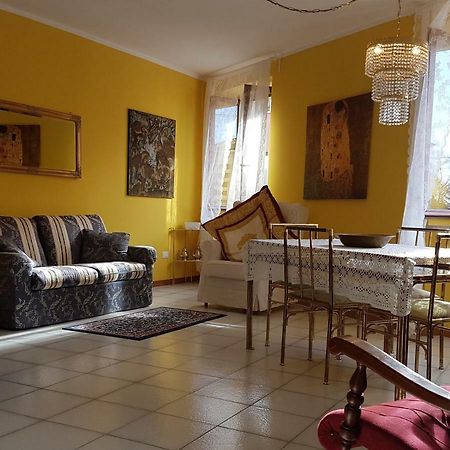 Moro Dal Castel - Appartamento Al Castel Кастельнуово-дель-Гарда Екстер'єр фото